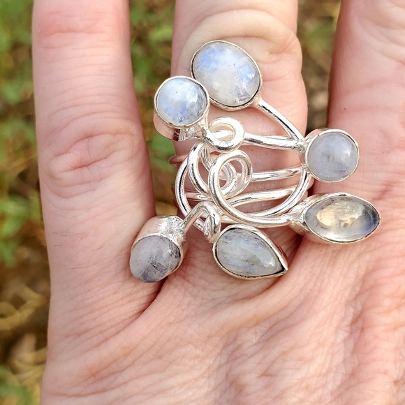 New Twisted Rainbow Moonstone Silver Statement Ring. - Picture 9 of 16